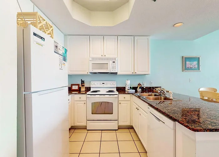 Gulf-front W Shaded Balcony Wifi Ac & Shared Pools Hot Tubs & Sauna * Gulf Shores