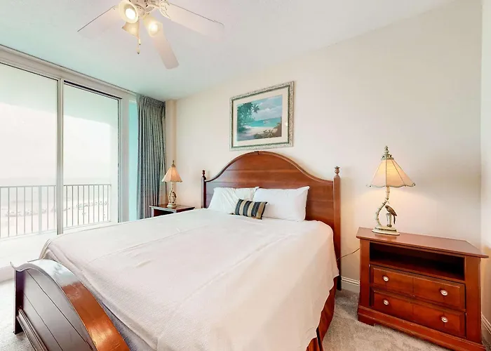 Holiday home Gulf-front W Shaded Balcony Wifi Ac & Shared Pools Hot Tubs & Sauna