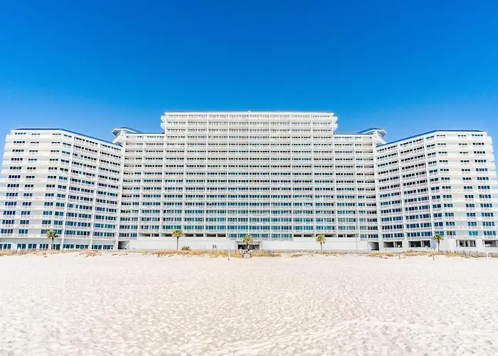Gulf-front W Shaded Balcony Wifi Ac & Shared Pools Hot Tubs & Sauna *